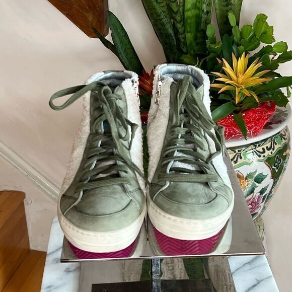 P448
Skate Wad Hi-Top Sneaker - Picture 6 of 7